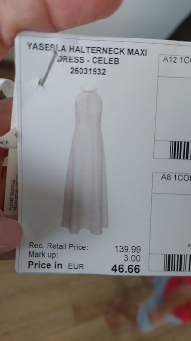 Чисто нова бяла рокля Y.A.S