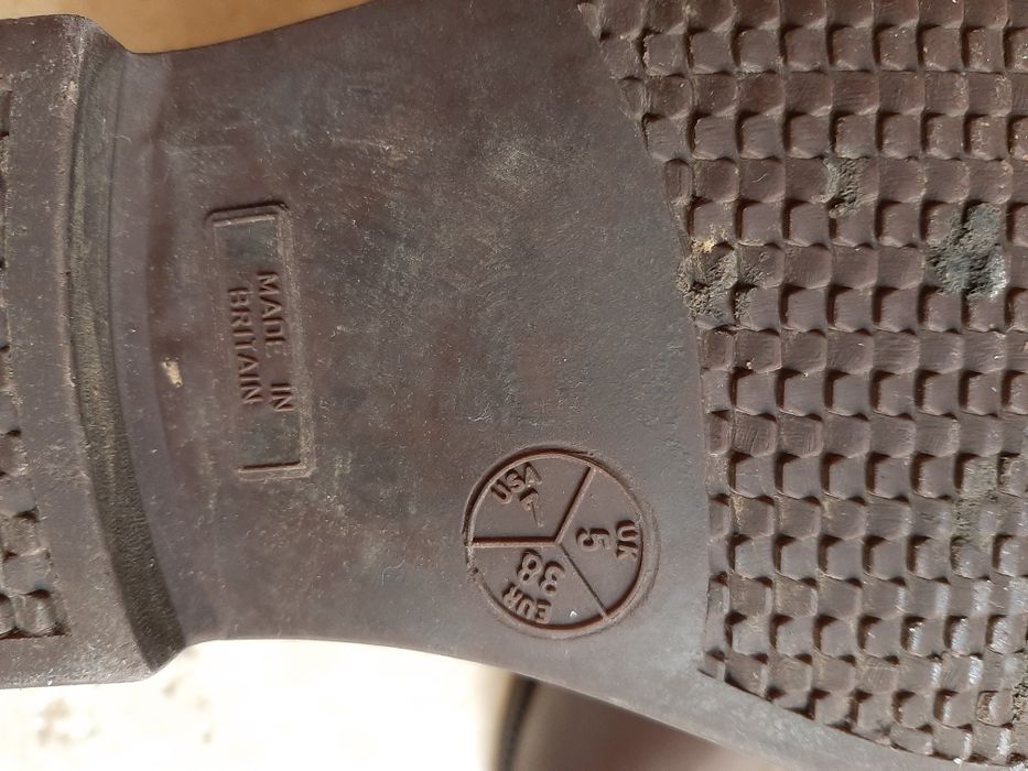 Botine  din cauciuc 36 roz și 38 maro