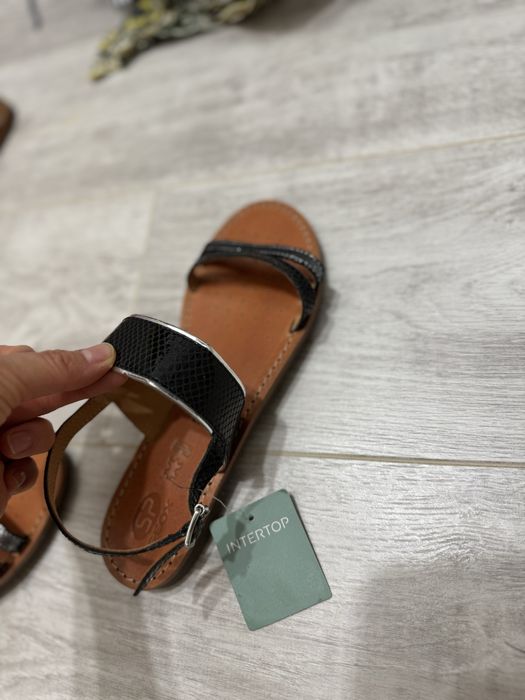 Летние босоножки Geox