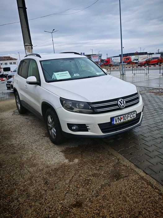 Vând Volkswagen Tiguan