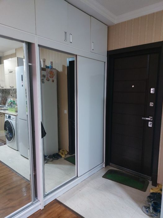 Юнусабад 6квартал 1 комнатная переделанная в 2 переделанная в 2-х . 3