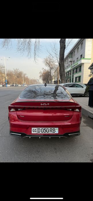 Kia k5 jitilayin Plus eng fulli oq salon 2022 yil