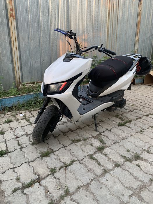 Продам мопед м8 про на ходу
