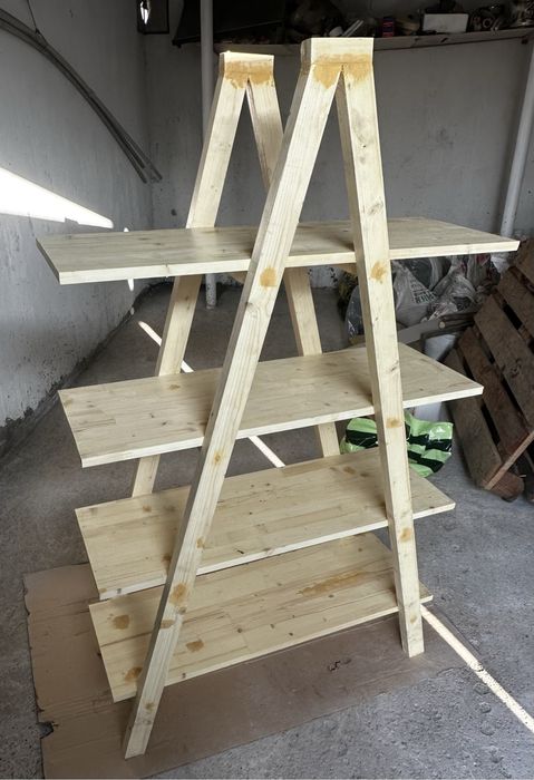 Стеллаж из сосны