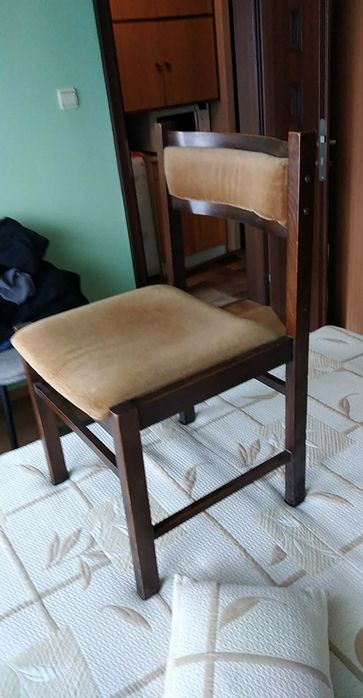 4 четири броя столове