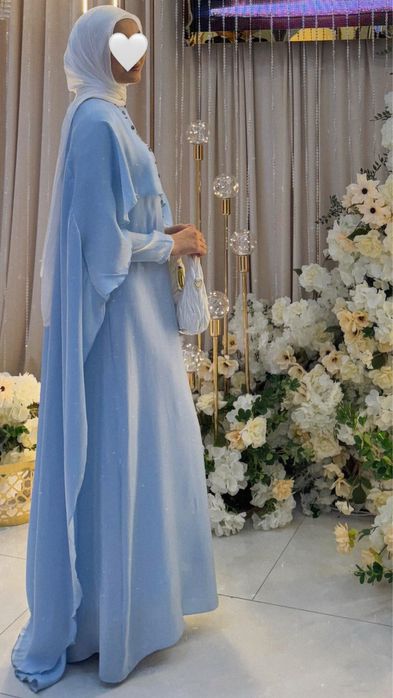 Одежда платье голубой