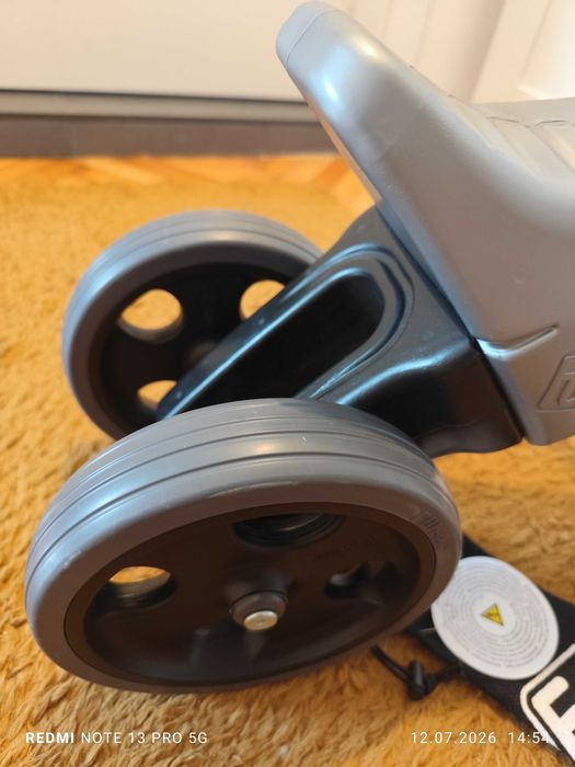 Tricicleta Funny Wheels 2 in 1 Rider fără pedale
