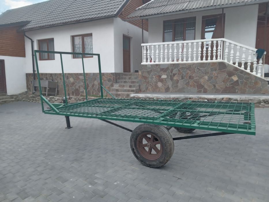 Remorca pentru baloti sau fân