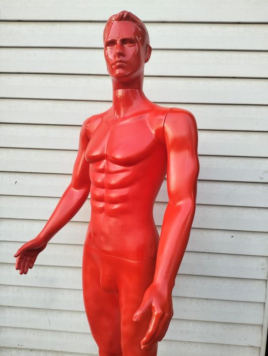 Manequine de calitate cu totul detașabil și ușor de imbracat