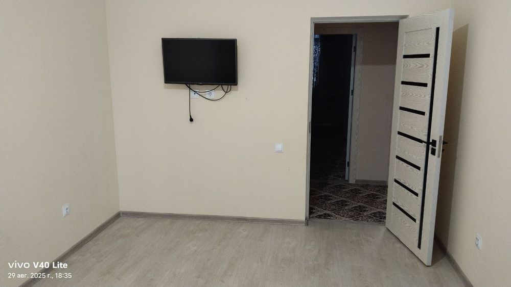 Kitob krug yonida Dom sotiladi 3 xona 64 kv metr hamma sharoiti bor