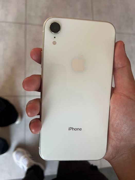 Iphone xr 128гб белый
