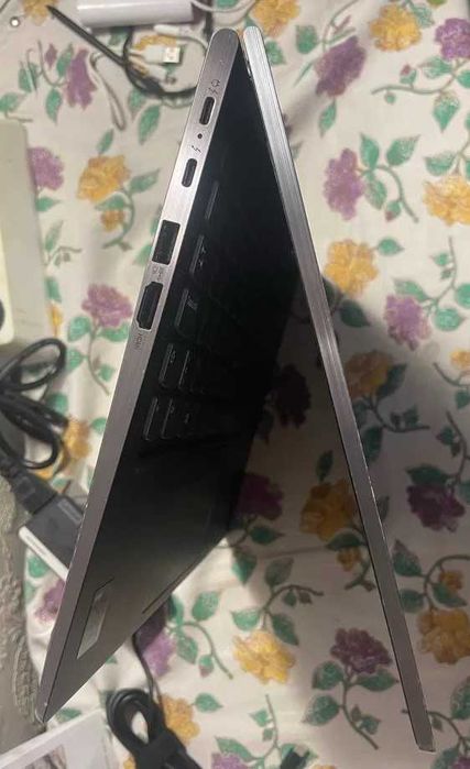 Lenovo ThinkPad X1 Yoga 6Gen 14"IPS i5 1135G7 16/256 Отлично състояниe