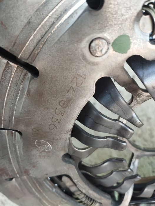 Комплект съединител Luk с лагер за БМВ, BMW, 1,3,5,6,X1,X3