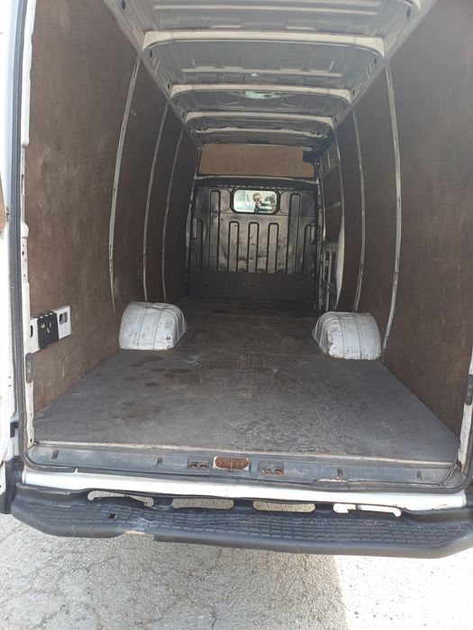 Iveco Daily 35c15 2011