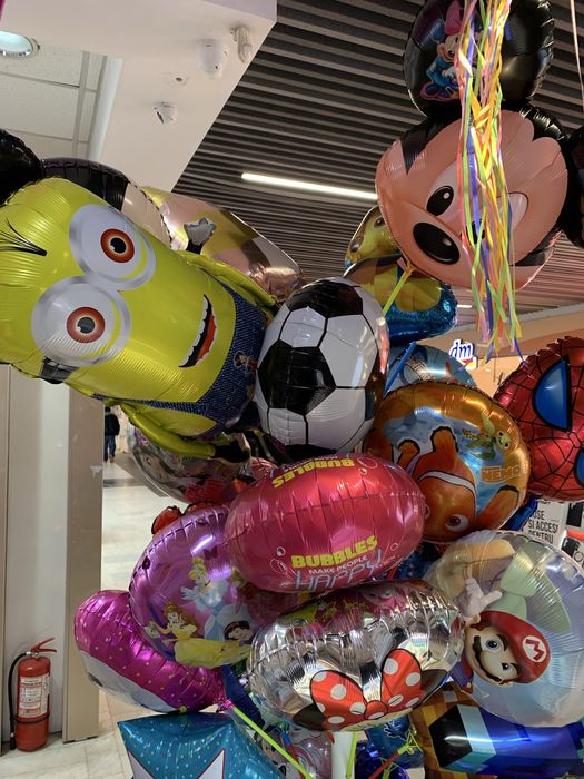 Parfumuri,baloane folie(numere si personaje)