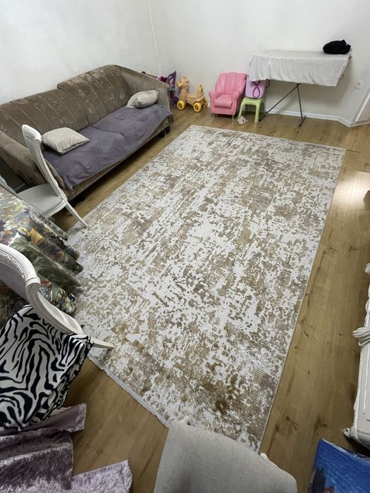 Продам ковер размер 250х350