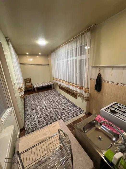 2 комн. 5/5 ул. Фитрата. 77-серия. 65м2. Сушилка. Ремонт. Мебель. Техн