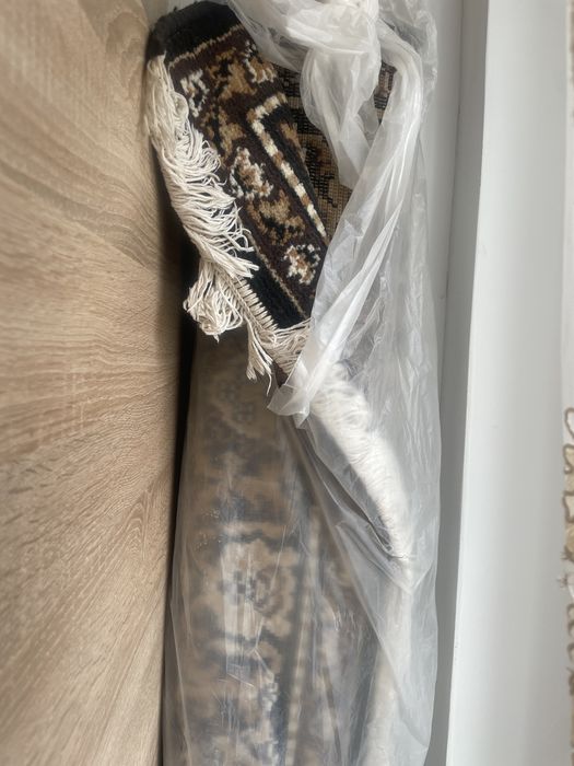 Продам ковры в отличном состояние