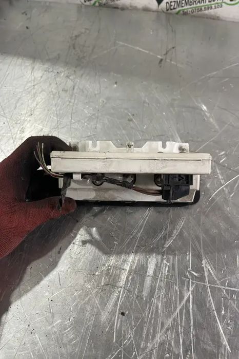 Display bord Peugeot 206 2002 1.1 MT (60 hp)