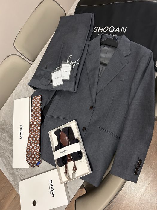 Костюм от бренда Шокан