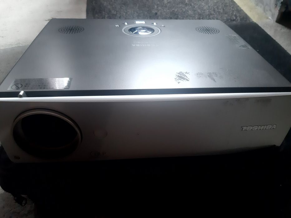 Videoproiector Toshiba TDP-T80