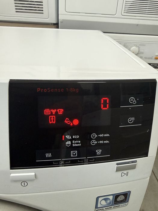 Сушилня AEG Series 8000 Термопомпа
