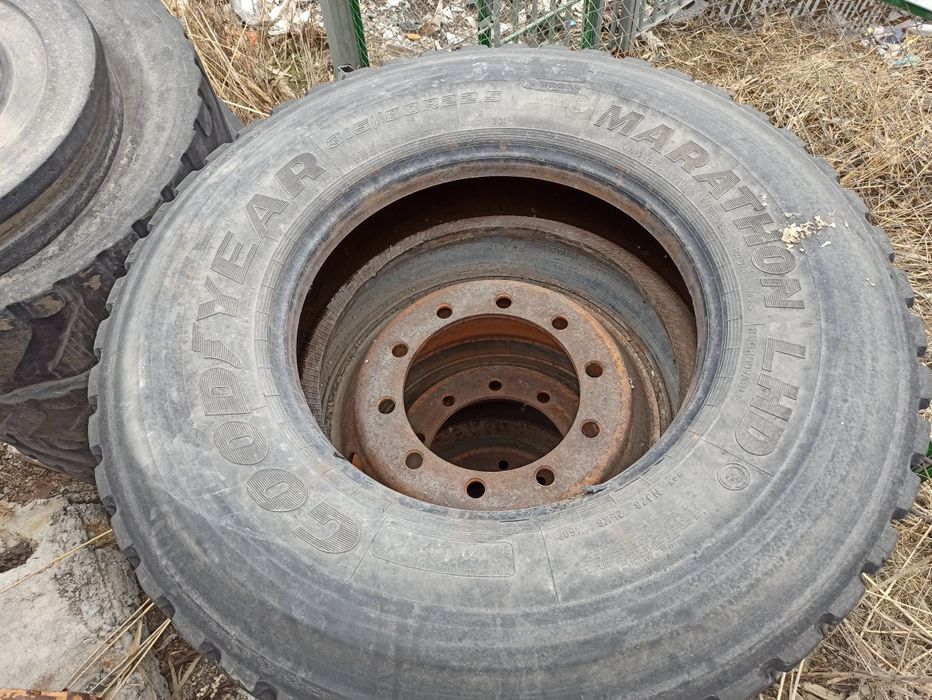 Шины 315/80 R22,5 Goodyear Б/У