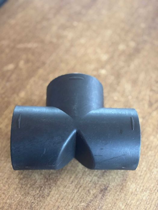 Conector tip "T" pentru tubulatură de aer