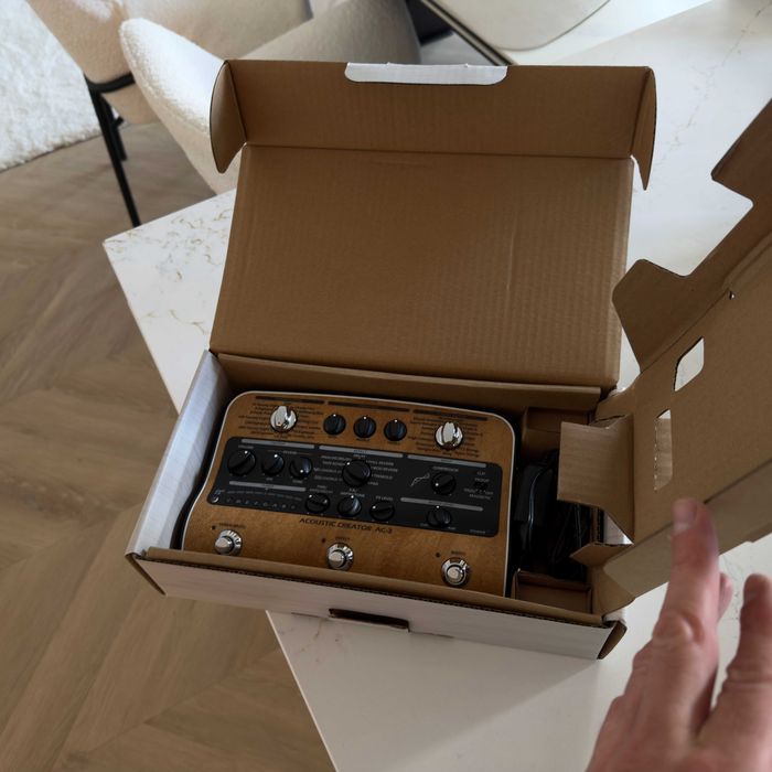 Zoom AC3 Eфект за китара