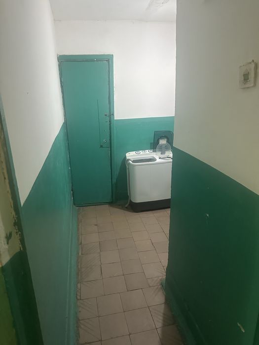 Продам 2 комнат в общяге