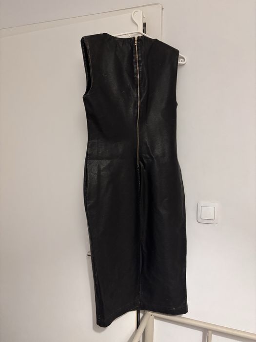 рокля Fetish с ефект естествена кожа