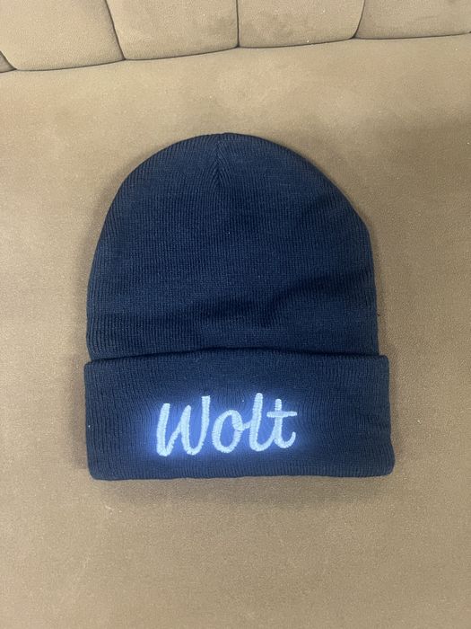 В продаже есть Сумки и одежда Wolt новые