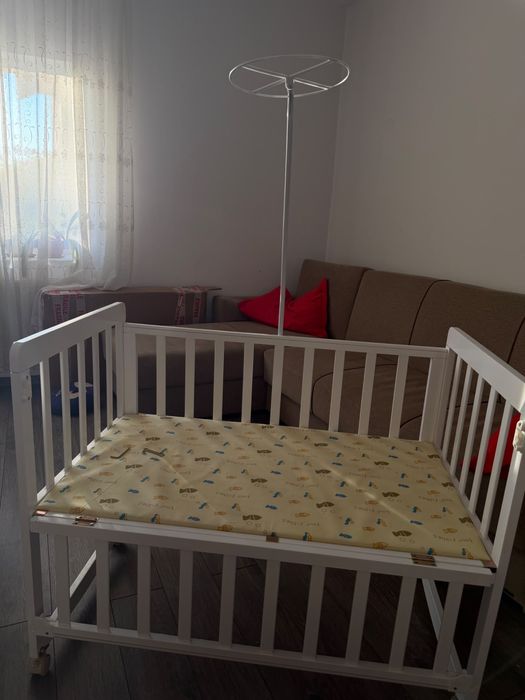 Patut pentru copil.Patutul este nou doar desigilat