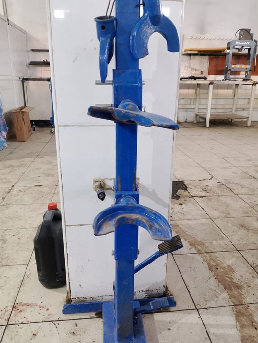 Стяшка пружин гидравлическая