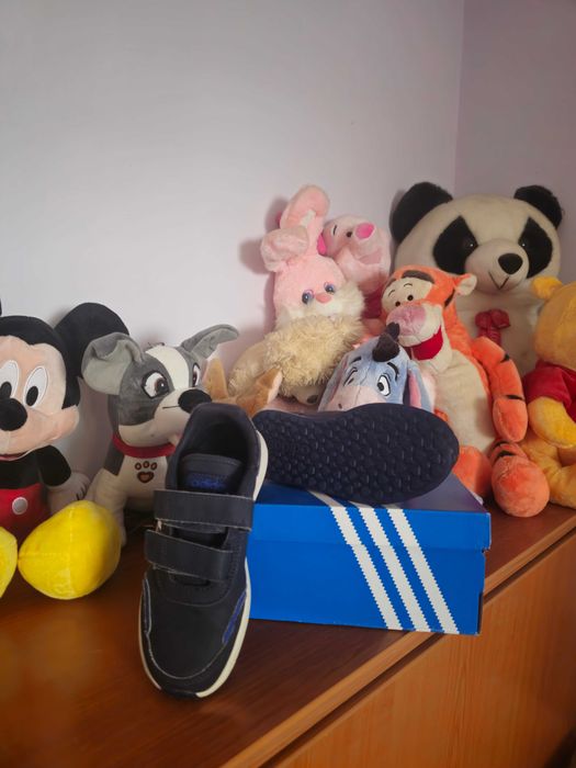 Adidas маратонки