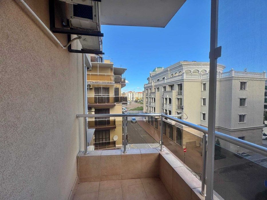 Продава се Тристаен апартамент в Поморие - 82 кв.м за 1586 €/кв.м - Снимка #14