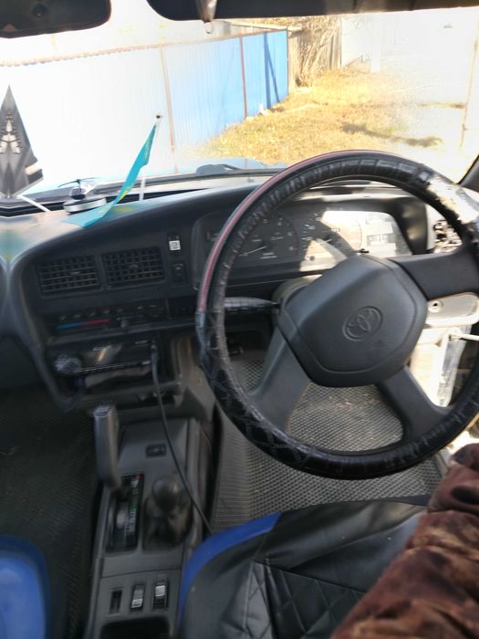 Продам джип тойота сурф