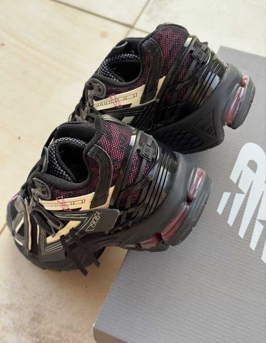 New Balance Black Dragon Berry 1906A