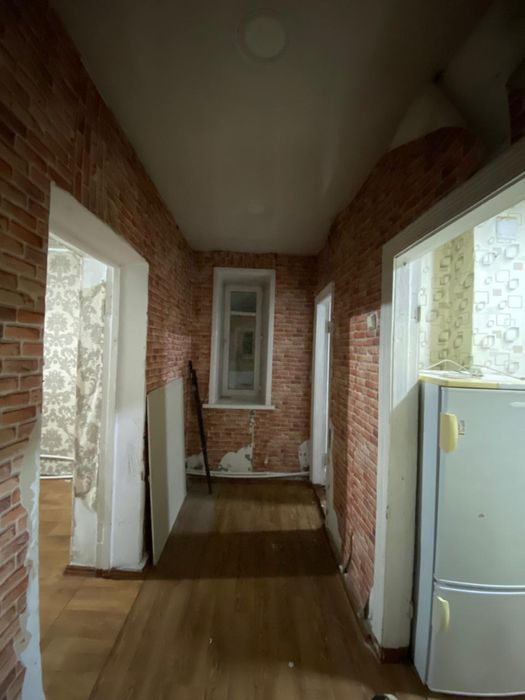 Продам двух комнатную квартиру