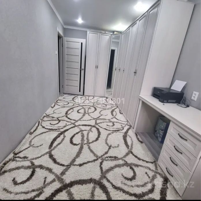 Продам 2 х ком квартиру
