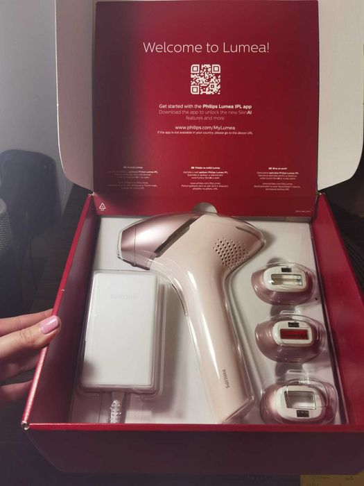 Epilator IPL Philips Lumea Seria 9900 BRI977/00, Senzor Smartskin