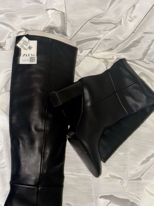 Кожаные сапоги ZARA