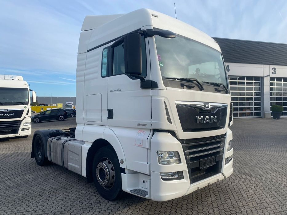 Фура сотилади растаможка булган 2018 га 2018