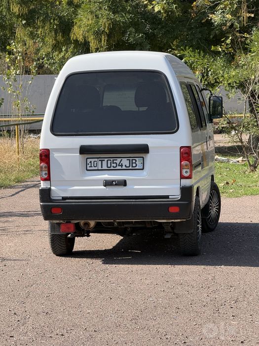 Chevrolet Damas Deluxe