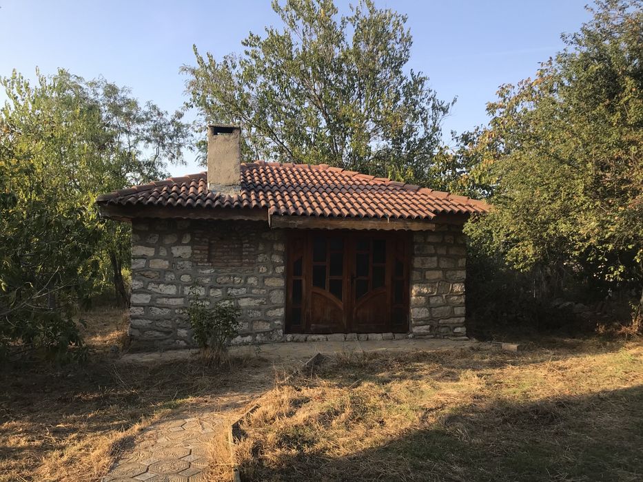 Продава се Къща в с. Звездица, Област Варна - 270 кв.м за 871 €/кв.м - Снимка #3