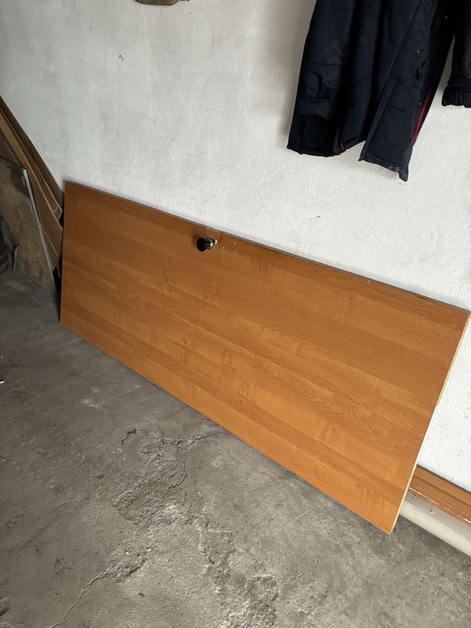 Тамбурная дверь.