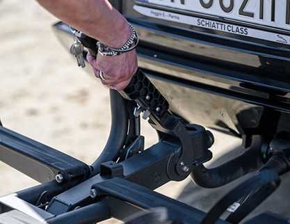 Suport biciclete Menabo Orbit 3 pentru 3 biciclete cu prindere pe carligul de remorcare