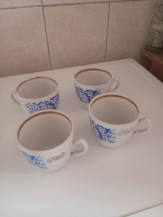 Продам советскую фарфоровую посуду