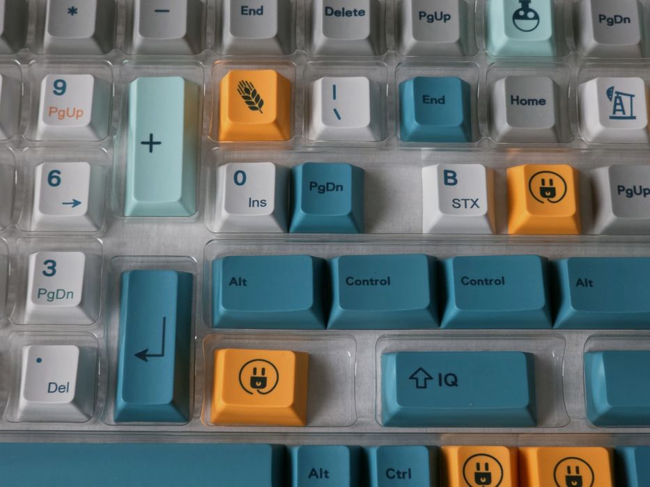 Set taste keycaps pt tastatura mecanica PBT Retro Codex profil Cherry