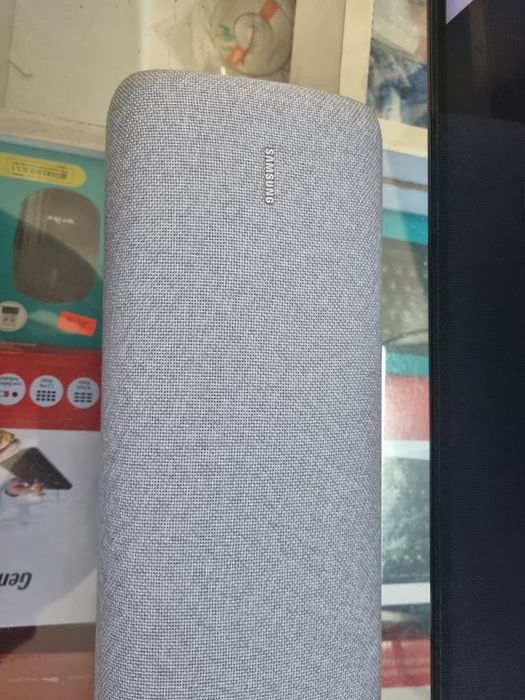 Мощен саундбар Samsung 200w